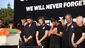 Съотборниците на Шурал го изпратиха с емоционална церемония (ВИДЕО)