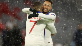 Мбапе и Неймар поведоха ПСЖ към отмъщението срещу 