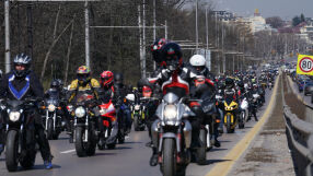 Мотористи готвят протест заради по-скъпа „Гражданска отговорност“ и отпадане на разсроченото плащане