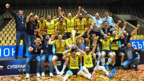 Папа Франциск с екип на 