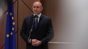 Радев: Със Зелената сделка идват и рискове за България