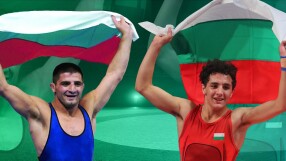 Баща и син Назарян: Да носиш в гените си... центур! 