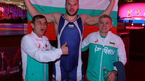 ГЛЕДАХТЕ НА ЖИВО: Кирил Милов и Едмонд Назарян отново на родна земя 