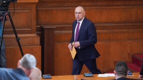 НС отхвърли избора на Каримански, Димитър Радев остава начало на БНБ - засега