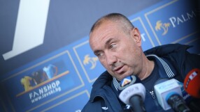 Мъри Стоилов: При нас всичко е обърнато с главата надолу