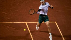 Дъжд прекъсна мача на Григор Димитров, ще се доиграе утре