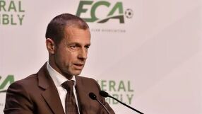 Чеферин скочи на Барселона заради плащанията към съдия