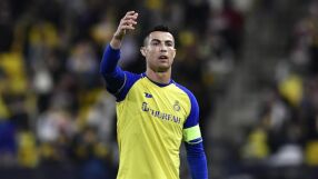 Бивш славист препъна Роналдо (ВИДЕО)