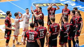 Нефтохимик отново преодоля шампиона и мечтае за титлата 