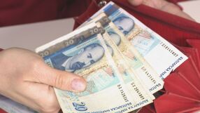 Приходите на банките от такси и комисиони достигат 1,3 млрд. лева