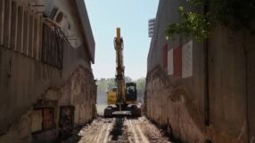 Демонтажът на 