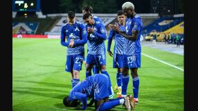 Левски бие, Фадига вкарва