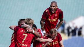 Северно сияние: ЦСКА удари Левски по навик (ВИДЕО)