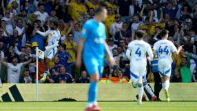 Лийдс крачи към Висшата лига, Груев асистира (ВИДЕО)