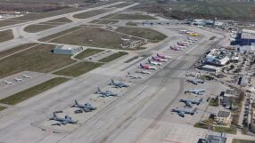 Ройтерс: Иранските власти предупредиха България да не позволява на САЩ да използват летищата ѝ