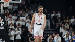 Везенков изведе Олимпиакос до неочаквано труден успех (ВИДЕО)