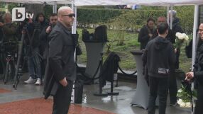 Мария, Ники, Бисера и Елинор: Семейството се прощава с Борислав Михайлов (ВИДЕО)