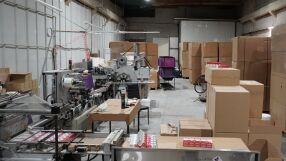 Разбиха високотехнологична нелегална фабрика за цигари край Дупница (СНИМКИ)