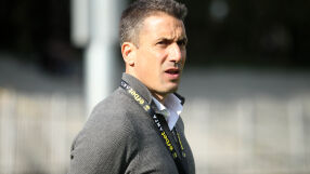 Веласкес: Странен мач, теренът беше лош