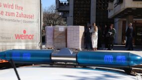 Под засилена охрана: 150 000 бюлетини пристигнаха в Добрич преди вота