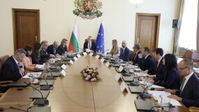 Андрей Гюров: Примирието между САЩ и Иран ще успокои пазарите и цените