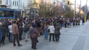 Пореден протест в София заради казусите с Русинова и Сарафов