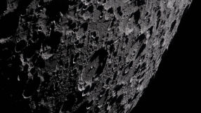 Екипажът на Artemis II видял рядко явление - разбиване на метеорити на лунната повърхност