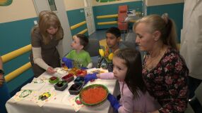Най-малките пациенти в Пирогов успяха да боядисат яйцата 