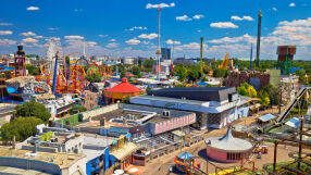 Петима души са ранени, след като увеселително влакче дерайлира във Виена