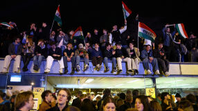 Цената на унгарския форинт скочи до най-високото си ниво от четири години след загубата на Виктор Орбан