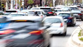 Натоварени са входовете на София, близо 200 000 коли се прибират 