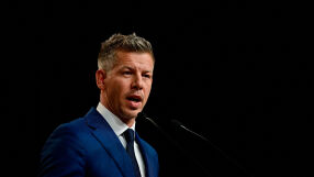 10 неща, които се очакват от Петер Мадяр