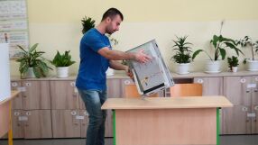 Финален етап от подготовката в Бургаско: 599 машини потеглиха към секционните избирателни комисии при засилени мерки за сигурност