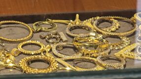 Злато с крипто: Търговия на чаршията и борсите