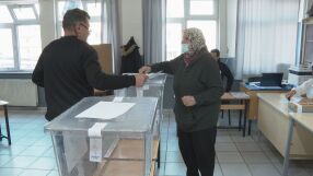 По-ниска активност в Турция: Хиляди гласуваха, но далеч от рекордите