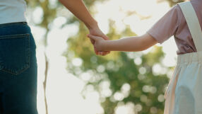 Зеленски: Повече от 2100 украински деца са върнати в страната