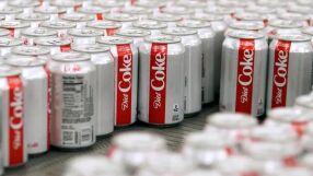 Войната с Иран опразни рафтовете: Колата изчезна от магазините в Индия 