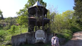 Десетки доброволци се включиха в облагородяването на Добродолския манастир