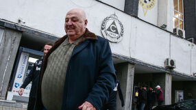 Голям скандал и викове 