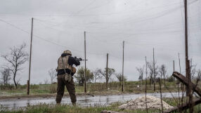 Украйна: Руските сили се опитват да настъпват по всички фронтове