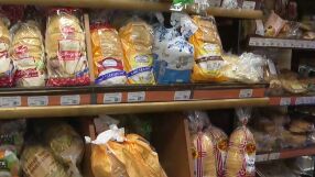 Цената на горивата удари хляба: От днес поскъпват всички тестени изделия