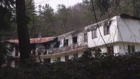 Блокадата на пътя към „Петрохан“ падна: Вижте хижата отблизо (ВИДЕО И СНИМКИ)