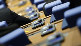 Вместо 5 парламентарните групи в 52-рия парламент са 6: Кои са техните председатели?