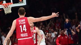 Везенков и Олимпиакос пак пометоха Монако