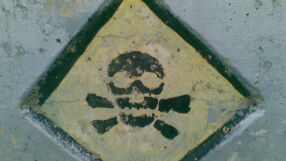 19% от проверените опасни химични смеси в ЕС не са били нотифицирани към националните центрове по отравяния