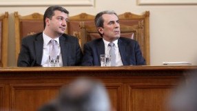 Стойнев прехвърли топката 