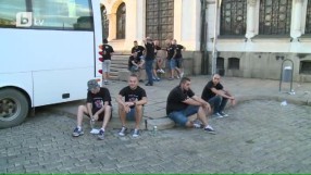 Сериозна охрана за румънската публика в София  /ВИДЕО/