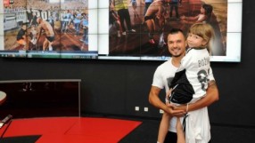 Справедливостта възтържествува! Наталия получи цял екип от Божинов (ВИДЕО)