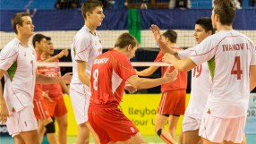 И юношите със загуба на Световно