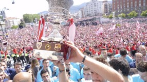 Супер празненства за супершампионите на Испания (СНИМКИ И ВИДЕО)